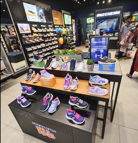 Skechers